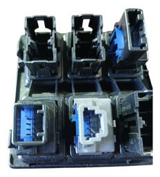 BOTÃO ABERTURA DO PORTA MALAS/PARK ASSIST HILUX SW4 17/21