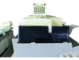 LUZ DE TETO TRASEIRA C/COMANDO DE AR HILUX SW4 17/21