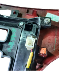 ACABAMENTO DA ALAVANCA DE MARCHA HILUX SW4 17/21