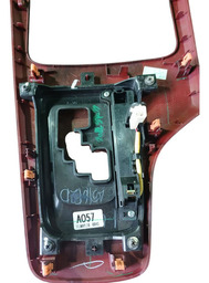 ACABAMENTO DA ALAVANCA DE MARCHA HILUX SW4 17/21