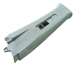 ACABAMENTO COLUNA CINTO ESQUERDA HILUX SW4 17/21