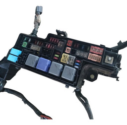 CHICOTE DO MOTOR CAIXA DE FUSÍVEL HILUX SW4 17/21