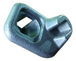 TRAVA ACABAMENTO CORTINA TRASEIRA HILUX SW4 17/21