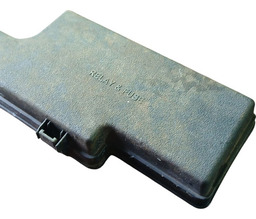 TAMPA CAIXA DE FUSÍVEIS HILUX SW4 2017 A 2021