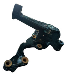 SUPORTE DA BOMBA DE DIREÇÃO HILUX SW4 2.8 17/21