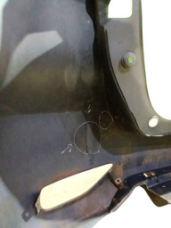 PARA-CHOQUE TRASEIRO TOYOTA HILUX SW4 17/21 DETALHE