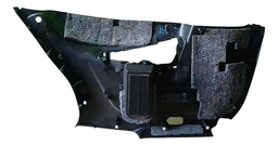 ACABAMENTO PORTA MALAS LADO DIREITO HILUX SW4 17/21