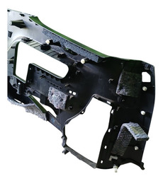 ACABAMENTO PORTA MALAS LADO ESQUERDO HILUX SW4 17/21