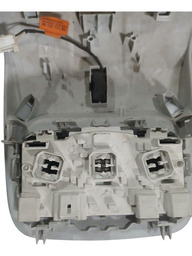 LUZ DE TETO CENTRAL PEUGEOT/2008 16/17