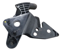 TRAVA DO BANCO TRASEIRO ESQUERDO PEUGEOT/2008 16/17