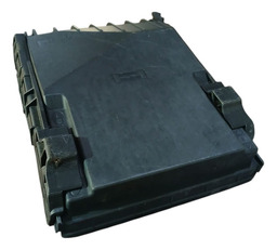 TAMPA CAIXA FUSÍVEIS PASSAT VARIANT 06/10