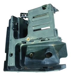 SUPORTE CAIXA FUSÍVEIS PASSAT 2.0 06/10