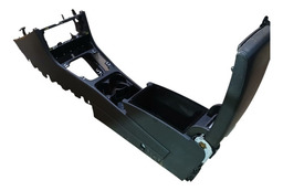 CONSOLE CENTRAL PASSAT VARIANT 06/10