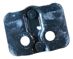 BATENTE TRANCA PORTA MALAS FUSION TITANIUM 2013/2019