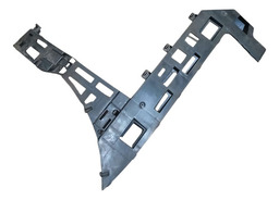 GUIA SUPORTE PARACHQOUE TRASEIRO LADO DIREITO PASSAT 06/10