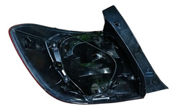  LANTERNA TRASEIRA DIREITA SANDERO 2015 A 2020