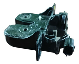 FECHADURA PORTA MALAS SANDERO 2015 A 2020