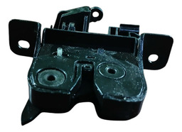 FECHADURA PORTA MALAS SANDERO 2015 A 2020