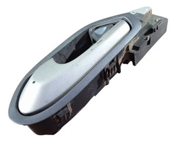 MAÇANETA INTERNA TRASEIRA ESQUERDA CIVIC 07/11 DETALHE