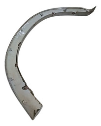 FRISO ALARGADOR RODA TRAS ESQ PAJERO SPORT 97/07 DETALHE