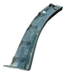 MOLDURA PARALAMA DIAN DIREITO SANDERO 2014 A 2023 DETALHE