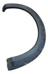 MOLDURA PARALAMA TRASEIRA ESQUERDA MONTANA 04/10 DETALHE