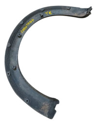 MOLDURA PARALAMA TRASEIRA ESQUERDA MONTANA 04/10 DETALHE