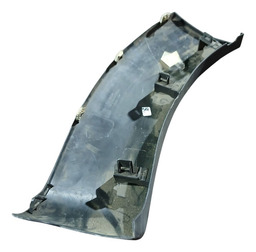 ALARGADOR MOLDURA PARACHOQUE DIAN DIR HILUX 05/09 DETALHE