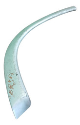 MOLDURA ACABAMENTO PARALAMA TRAS ESQ CORSA 96/01 DETALHE