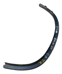 APLIQUE PARALAMA TRASEIRO ESQUERDO X1 2010 À 2014 DETALHE