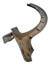 MOLDURA DA CAIXA DE RODA SANDERO TRAS/ESQUERDO 08/14 DETALHE