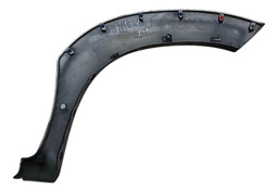 MOLDURA APLIQUE PARALAMA DIAN ESQ HILUX SRV 12/15 DETALHE