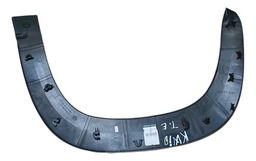 MOLDURA FRISO LATERAL TRASEIRA ESQ KWID 2017/2022 DETALHE