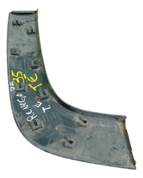 MOLDURA LATERAL TRASEIRO ESQUERDO RENEGADE 16/22 DETALHE