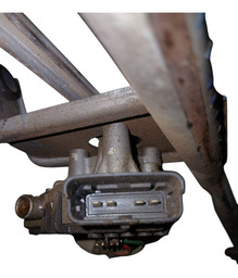 MOTOR LIMPADOR PARABRISA C/GALHADA PEUGEOT 206/207 04/13