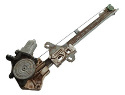 MÁQUINA DE VIDRO TRASEIRO ESQUERDO CIVIC 2014 A 2016 DETALHE