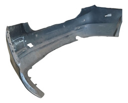 PARACHOQUE TRASEIRO ORIGINAL BMW 320 2013 A 2017 DETALHE