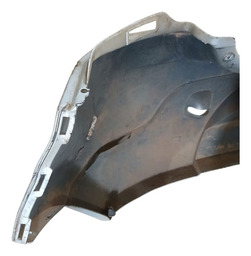 CAPA PARACHOQUE TRASEIRO SANDERO 2008 A 2013 DETALHE