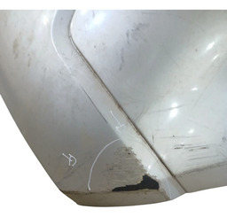 CAPA PARACHOQUE TRASEIRO SANDERO 2008 A 2013 DETALHE