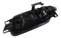 MAÇANETA INTERNA PORTA DIANTEIRA DIREITA AMAROK 2012 A 2020