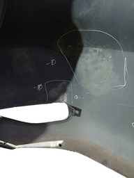 PARACHOQUE TRASEIRO HILUX SW4 2016 A 2021 ORIGINAL DETALHE