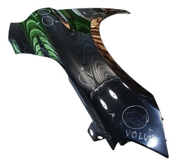 PARALAMA LADO ESQUERDO VOLVO XC60 2012 DETALHE