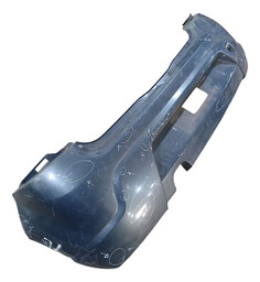 PARACHOQUE TRASEIRO SANDERO 2008 A 2013 DETALHE