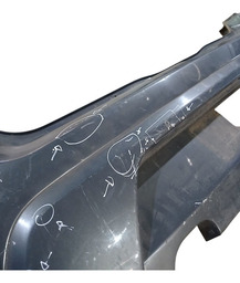 PARACHOQUE TRASEIRO SANDERO 2008 A 2013 DETALHE