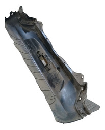 APLIQUE DO PARACHOQUE TRASEIRO KWID 2018 A 2021 DETALHE