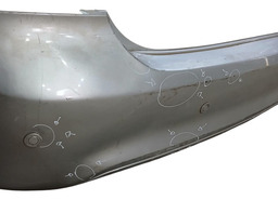 PARACHOQUE TRASEIRO FOCUS SEDAN 2008 A 2011 DETALHE