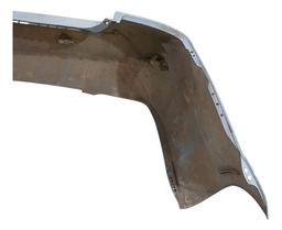 PARACHOQUE TRASEIRO FOCUS SEDAN 2008 A 2011 DETALHE