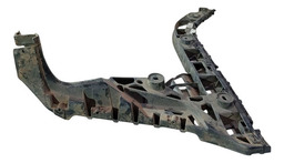 GUIA PARACHOQUE TRASEIRO ESQUERDO JETTA 2012 A 2017