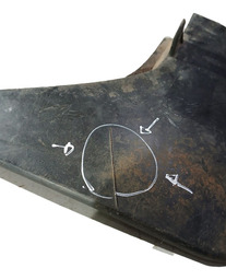 ACABAMENTO PARABARRO TRASEIRO ESQUERDO RAV4 2008 DETALHE