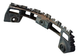 GUIA PARACHOQUE TRASEIRO ESQUERDO VOYAGE G6 G7 2013 A 2020